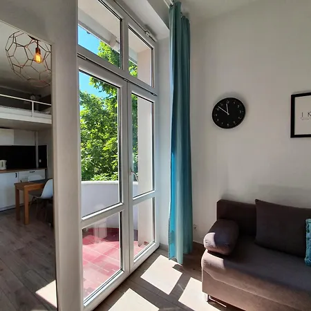 Apartment 48 Apart *